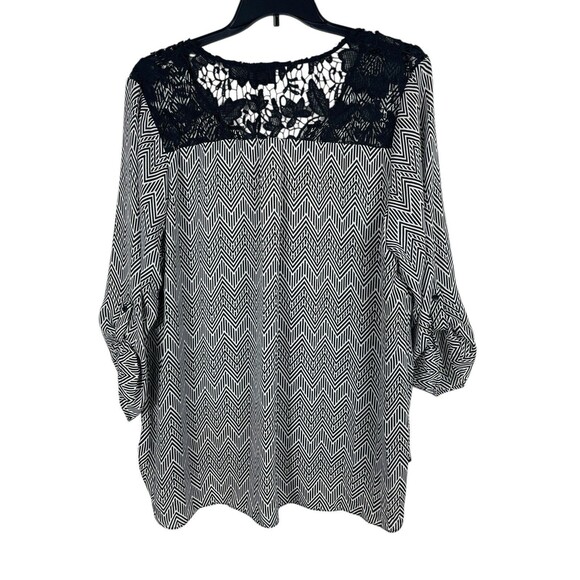 Zac & Rachel Woman 3X Black White Chevron Lace Detail Roll Tab Sleeve Sheer Top - Picture 3 of 12